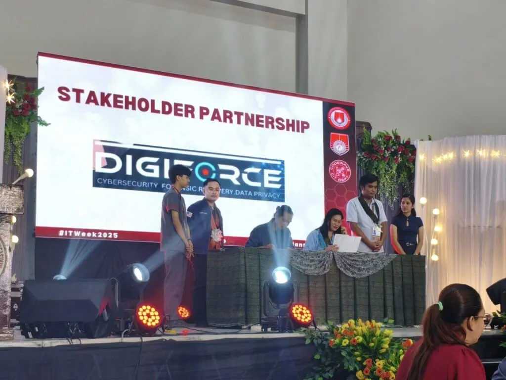 Sir Xian Idia, CEO of Digiforce signing MOA with UEP